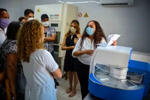 0810-laboratorio-biologia-molecular-JPC1